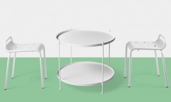 How to Decorate an Outdoor Table